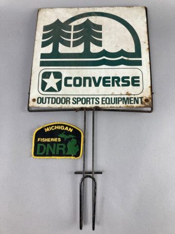 484